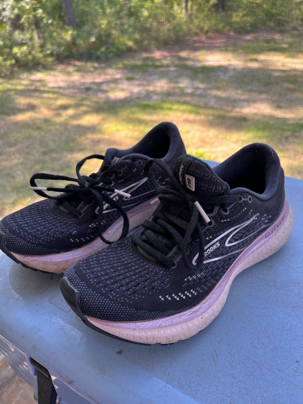 Brooks Women’s Glycerin 19 Navy and Light Pink Athletic Running Shoes 6.5